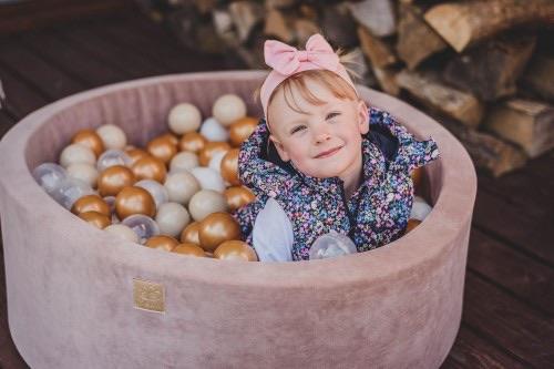 Teddy Bear Velvet Round Foam Ball Pit with 250 Balls